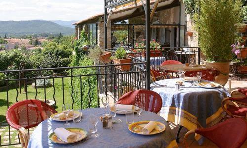 Отель Le Logis Du Guetteur Les Arcs-sur-Argens Экстерьер фото
