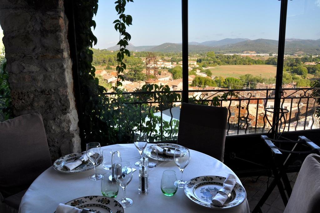 Отель Le Logis Du Guetteur Les Arcs-sur-Argens Экстерьер фото
