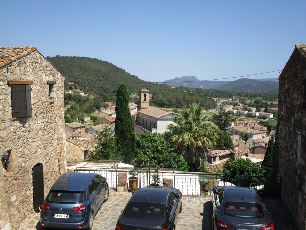 Отель Le Logis Du Guetteur Les Arcs-sur-Argens Экстерьер фото
